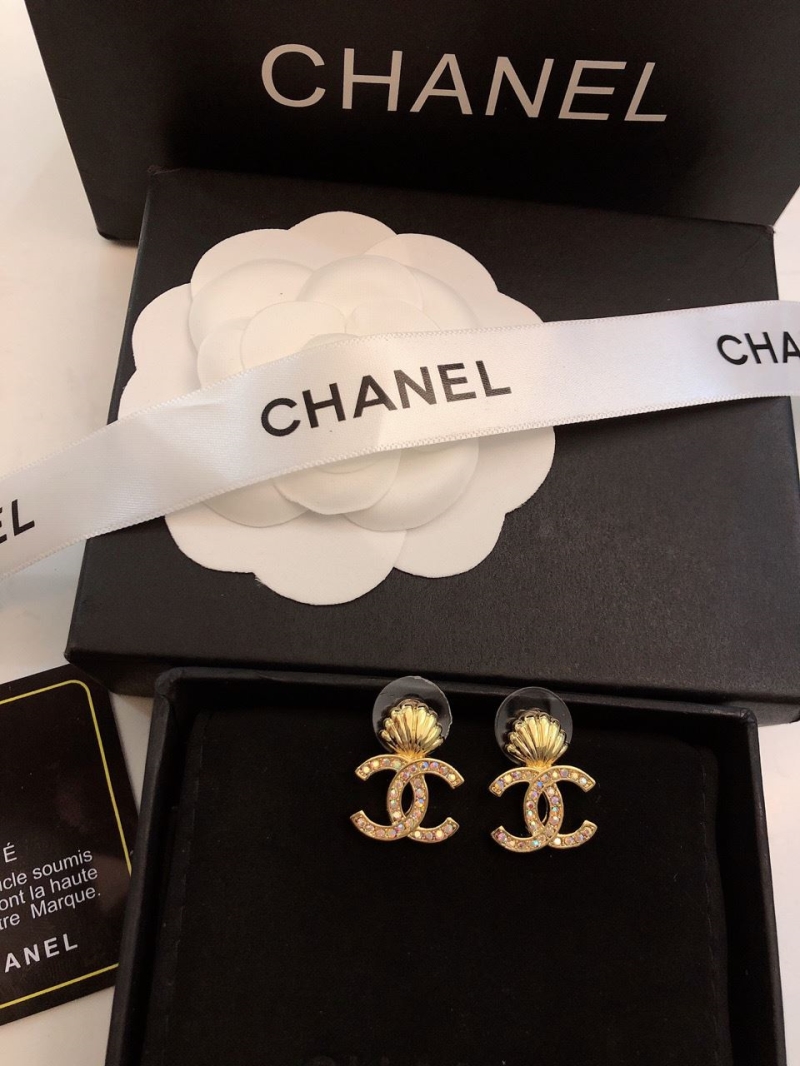 Ch**el earrings